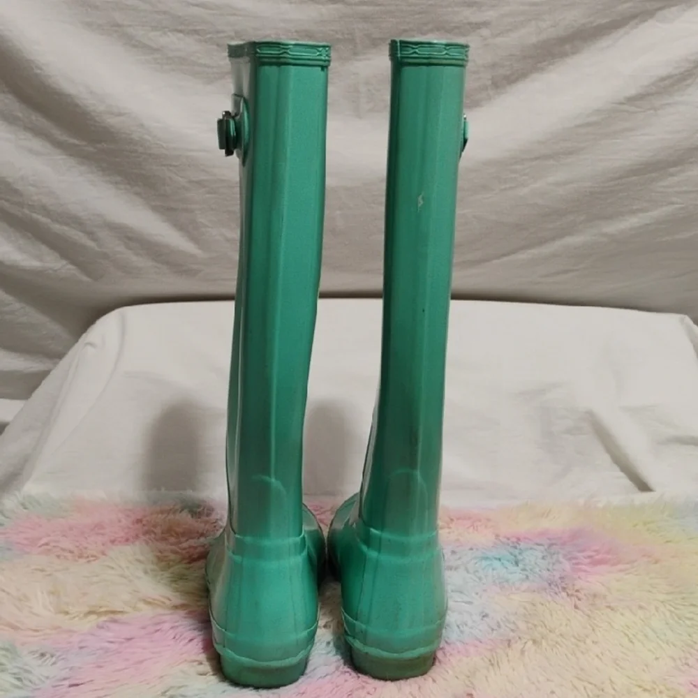 (#29) SALE! Hunter Green Rain Boots Sz.8M